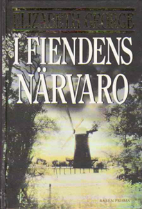 I fiendens närvaro