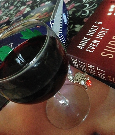 Ett glas vin och en bok