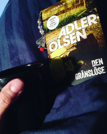 Kaffe och boken Den gränslöse Kaffe och Den gränslöse