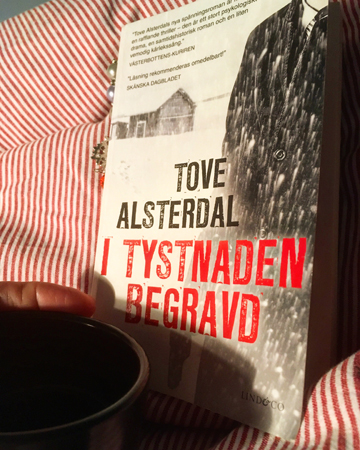 I tystnaden begravd och kaffe