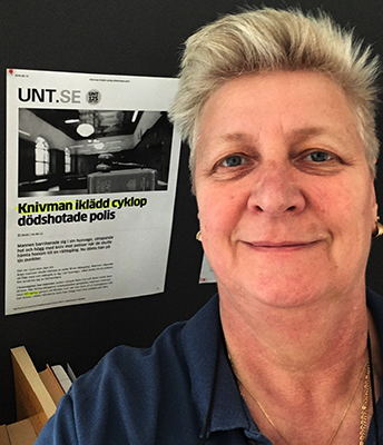 Selfie med knivman iklädd cyklop