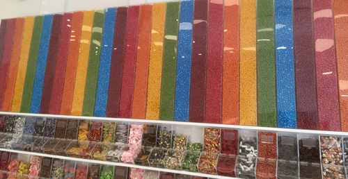 Godis i regnbågens färger Godis i regnbågens färger