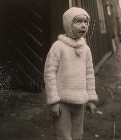 Jag, cirka fem år, är uttråkad i Eksjö Jag är uttråkad i Eksjö