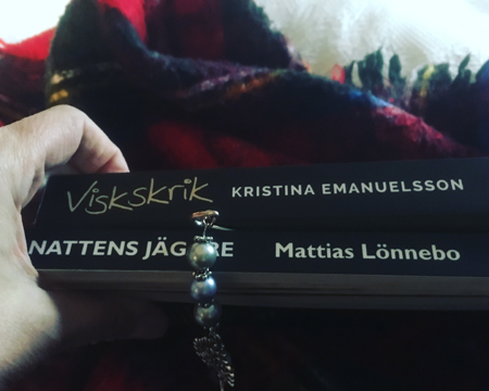 Böckerna Viskskrik och Nattens jägare Böckerna Viskskrik och Nattens jägare