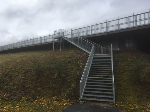 Trappa upp till Motalabron