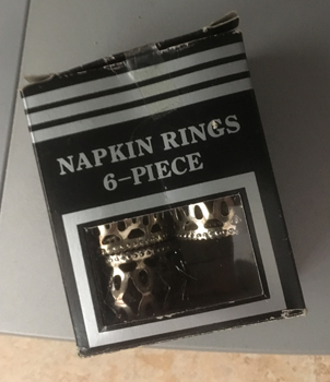 Ett paket servettringar