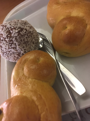 Lussekatter och havreboll