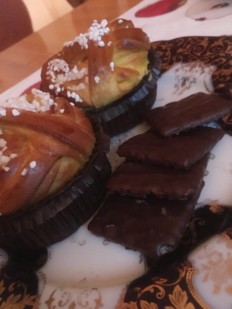 Saffransbullar och Remikex