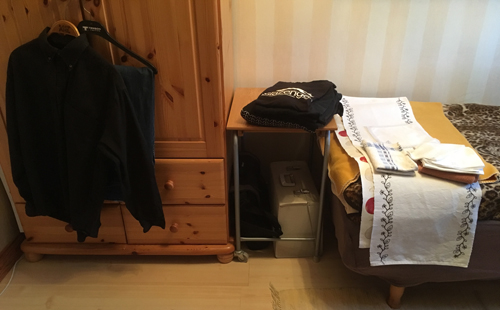 Nystrukna kläder och dukar
