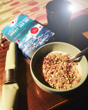 Frukost med bok Frukost med bok