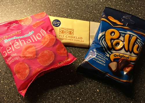 Sockerfria geléhallon, vit bakchoklad och Polly