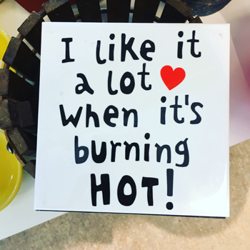  I like it a lot when its burning hot grytunderlägg Myrorna