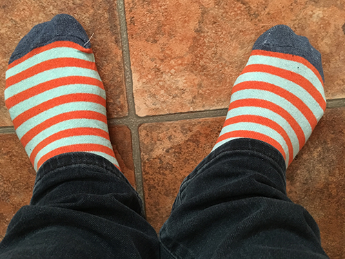 Strumpor med orange ränder