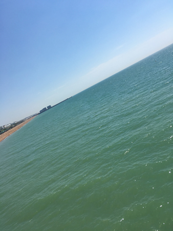 Himmel över Brighton och Engelska kanalen