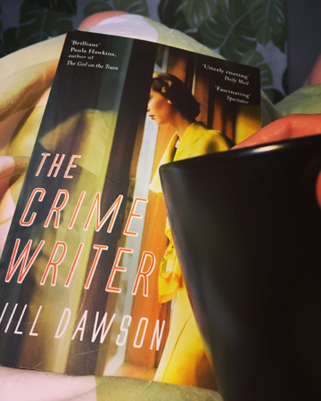 The Crime Writer och kaffe på sängen The Crime Writer och kaffe på sängen