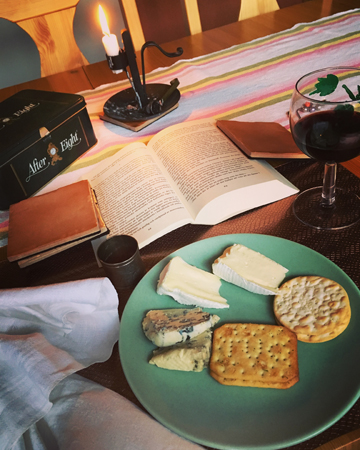 Camembert Saint Agur kex och vin Camembert Saint Agur kex och vin