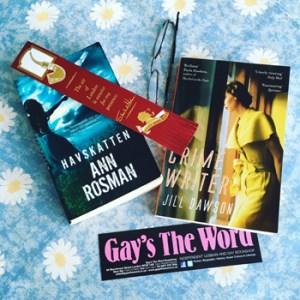 Böckerna Havskatten och The Crime Writer samt bokmärken och glasögon Böckerna Havskatten och The Crime Writer samt bokmärken och glasögon