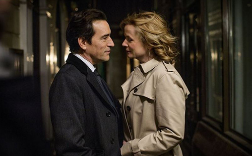 Skärmdump Kvinna inför rätta