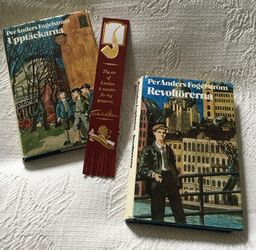 Böckerna Upptäckarna och Revoltörerna