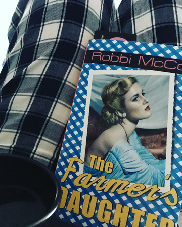 The Farmer's Daughter och kaffe på sängen