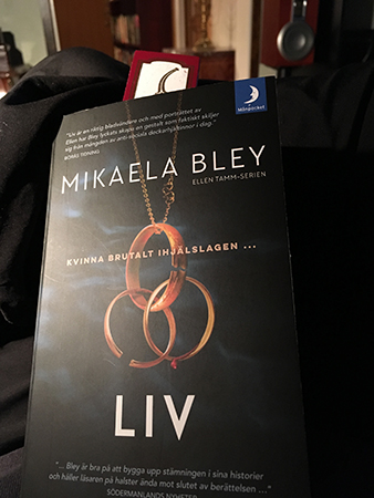 Mikaela Bleys bok Liv i knäet