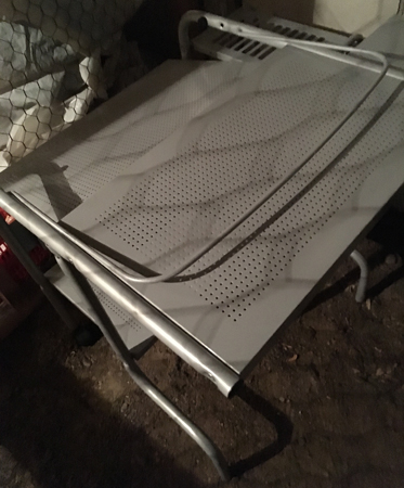 Datorbordet Krister i kallförrådet Datorbordet Krister i kallförrådet