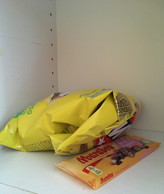 Ostbågar och choklad