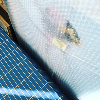 Tavla med bubbelplast