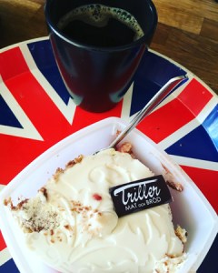 Sista tårtbiten och kaffe Sista tårtbiten och kaffe