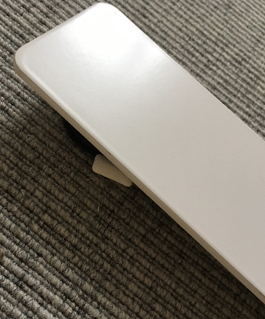 Tuggummit på kontorsmattan är kvar