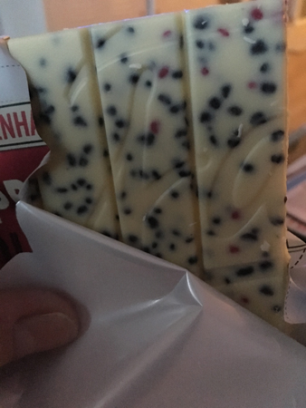 Choklad vit med lakrits och hallon