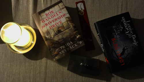 Böckerna Bokhandeln på Riverside Drive och Blodlokan