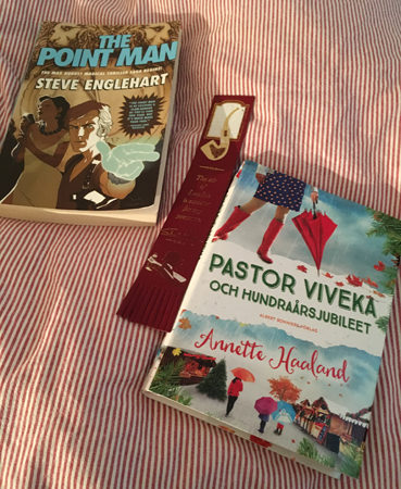 Böckerna The Point Man och Pastor Viveka och hundraårsjubileet