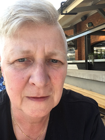 Nyklippt utan solbrillor