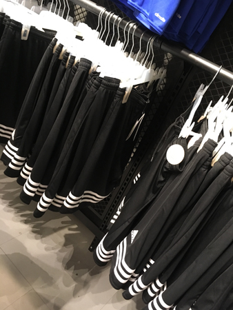 Sportkläder på Stadium Outlet