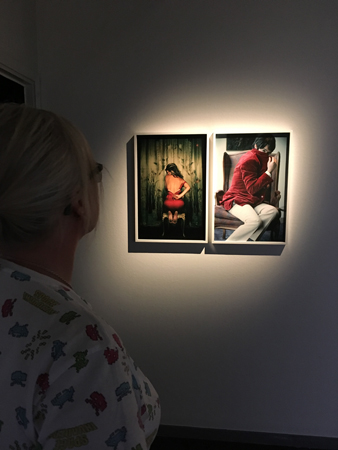 Anna ser McCartneyutställningen på Fotografiska