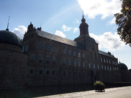 Vadstena slott från ingången sett
