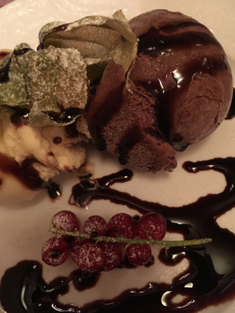 Gelato med bär på Michelangelo