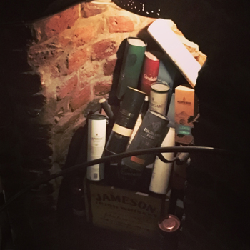 Whiskey i ett hål i väggen