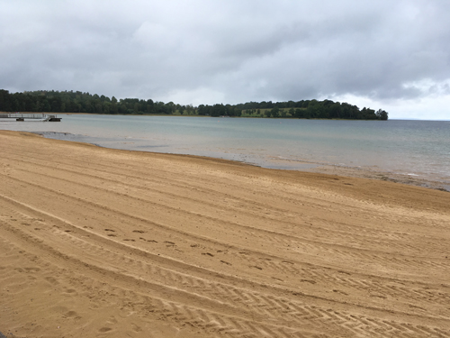 Varamon hjulspår i sanden