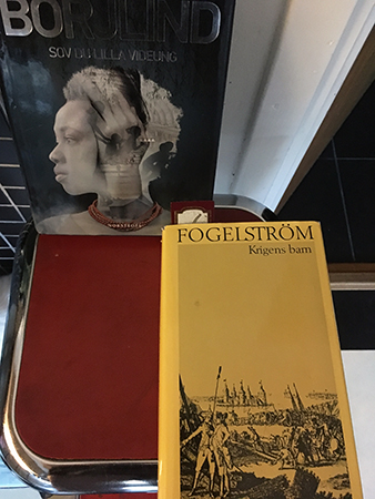 Böckerna Sov du lilla videung och Krigens barn