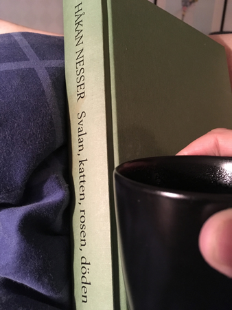 Boken Svalan katten rosen döden och kaffe på sängen