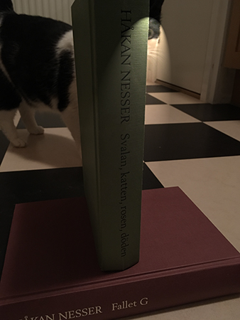 Håkan Nessers böcker Svalan katten rosen döden och Fallet G