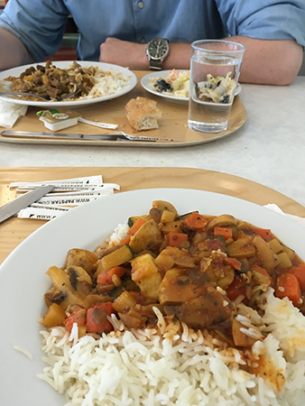 NK och jag äter lunch