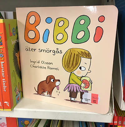 Bibbi äter smörgås
