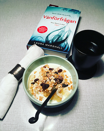 Frukost med boken Vänförfrågan