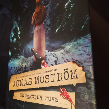 Boken Skuggorna ruva