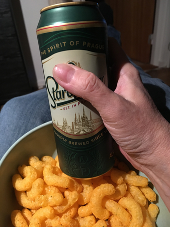 Staropramen och ostbågar