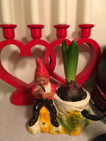 Tomte med hyacint och ljusstake