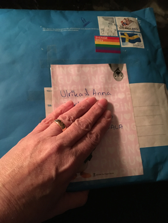 Blått paket till Anna och Ulrika